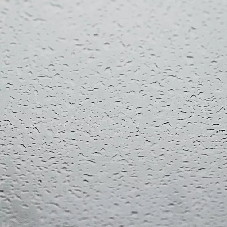 Hydra Mist
 Hydraterende, verzachtende en collageenstimulerende mist.