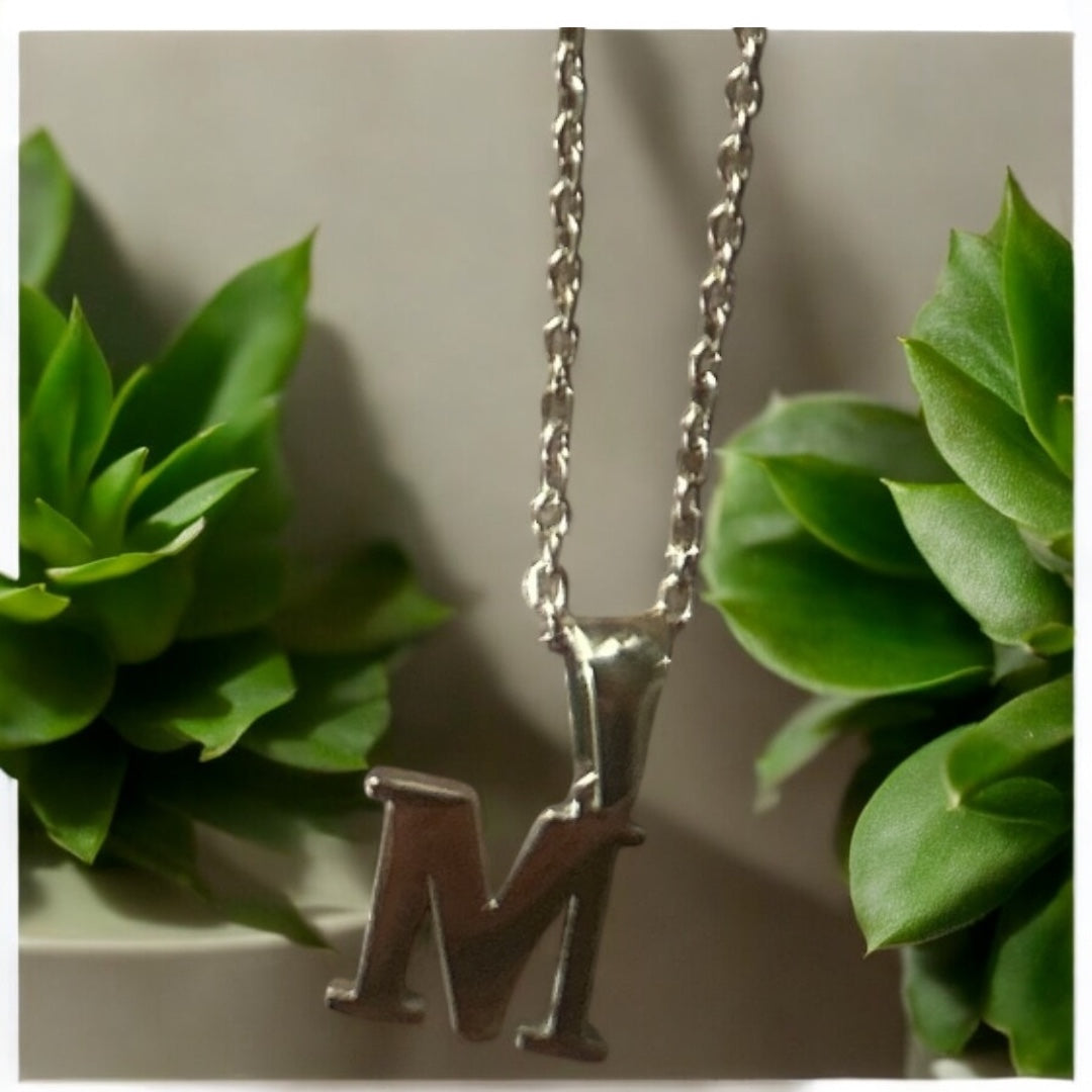 Collier M